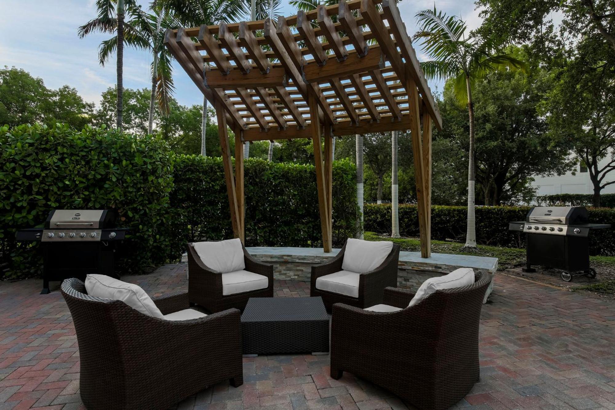 Staybridge Suites Miami Doral Area, An Ihg Hotel Экстерьер фото